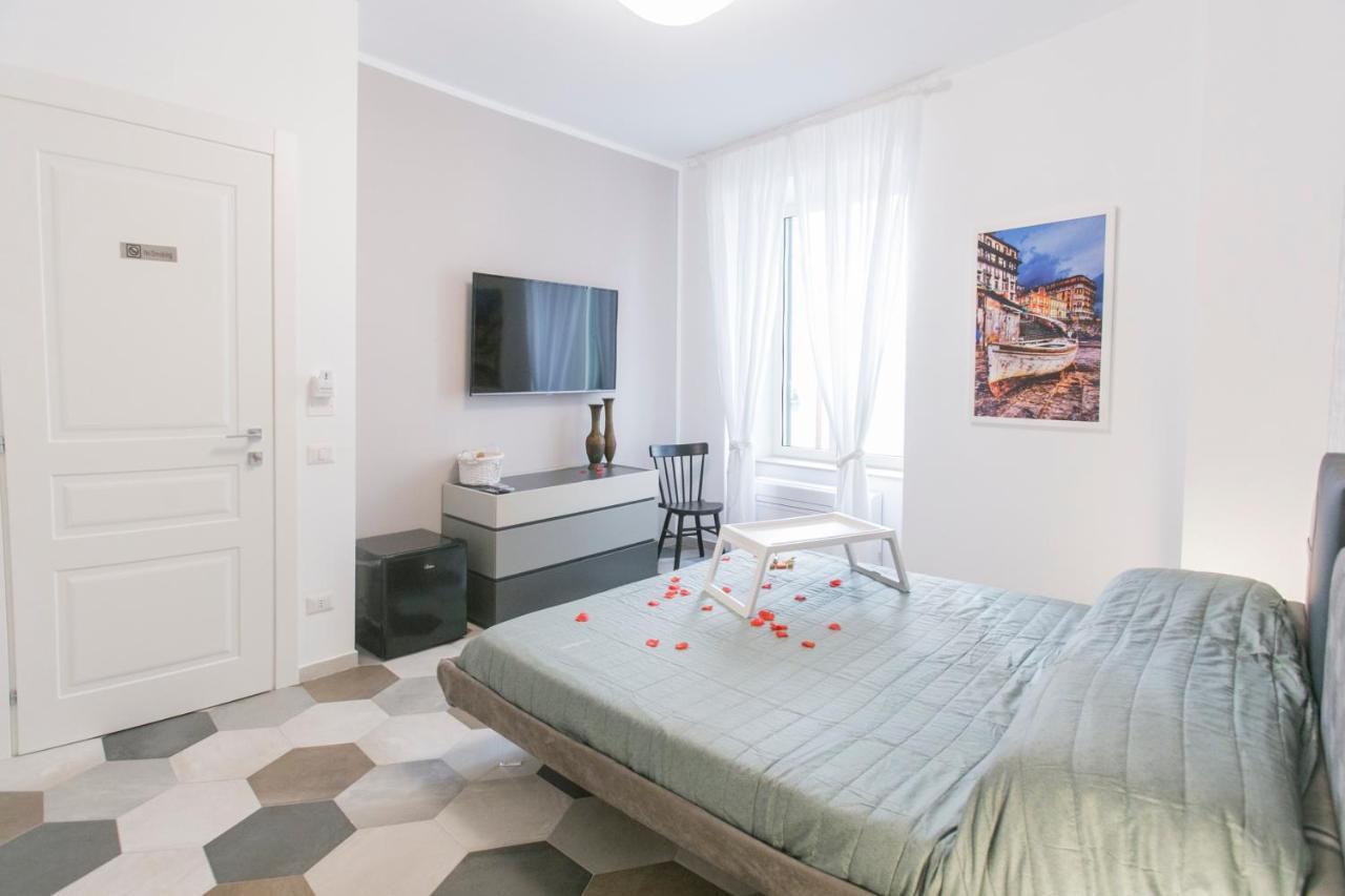 Anticaglia/24 Bed & Breakfast Napoli Eksteriør bilde