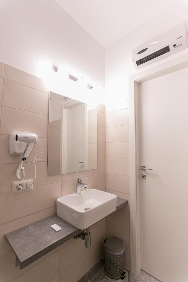 Anticaglia/24 Bed & Breakfast Napoli Eksteriør bilde
