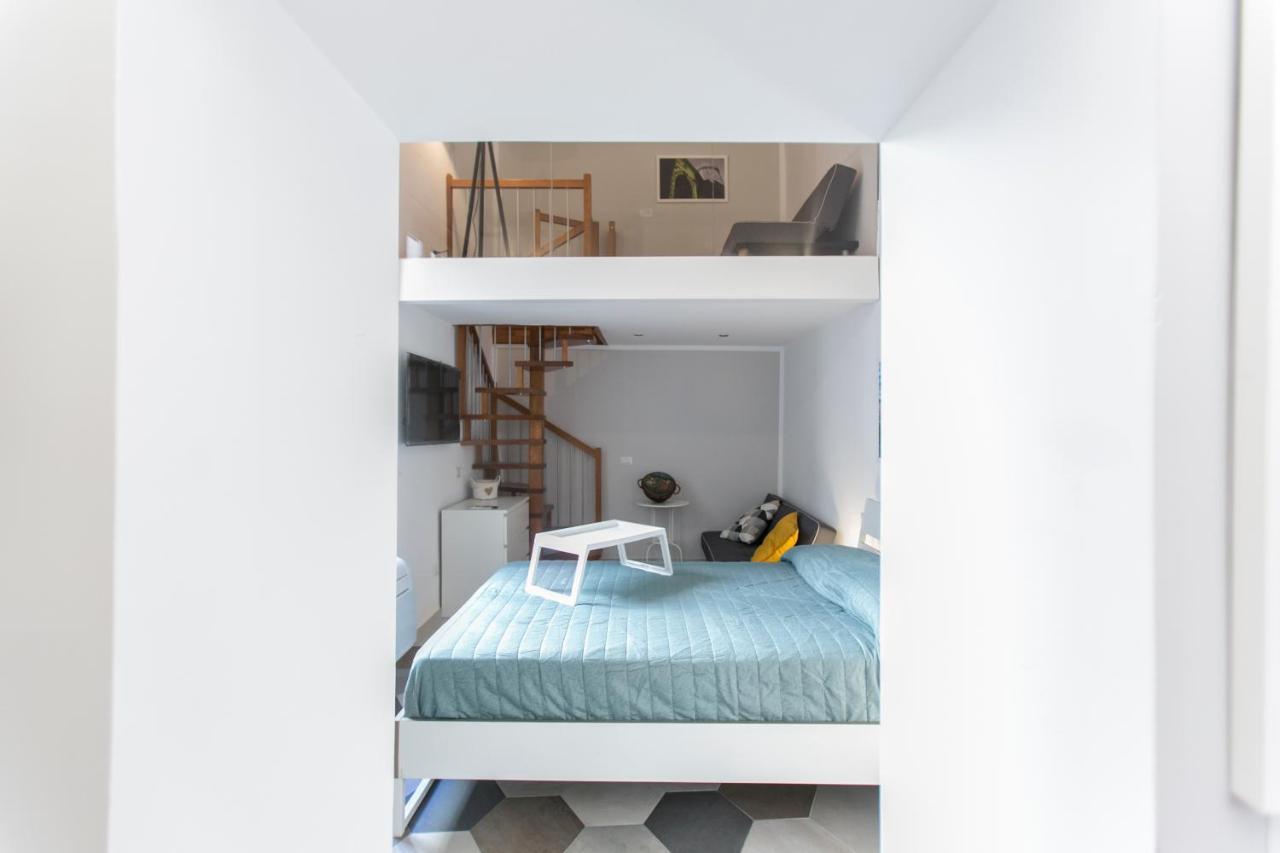 Anticaglia/24 Bed & Breakfast Napoli Eksteriør bilde