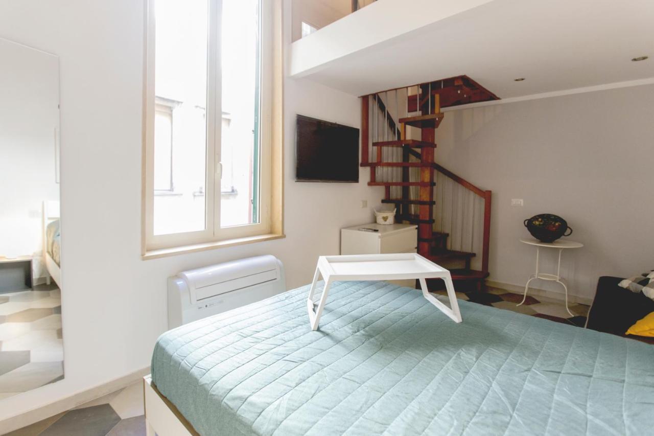 Anticaglia/24 Bed & Breakfast Napoli Eksteriør bilde