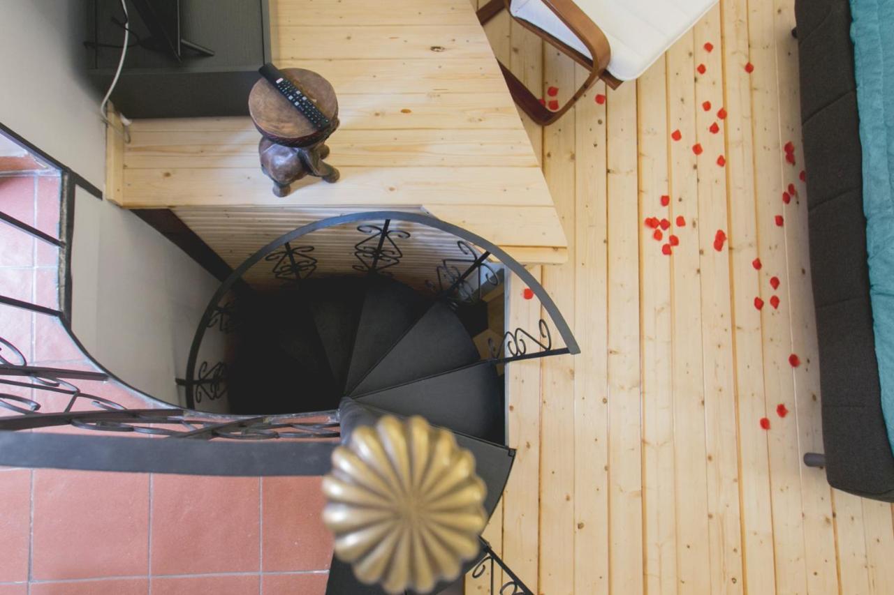 Anticaglia/24 Bed & Breakfast Napoli Eksteriør bilde