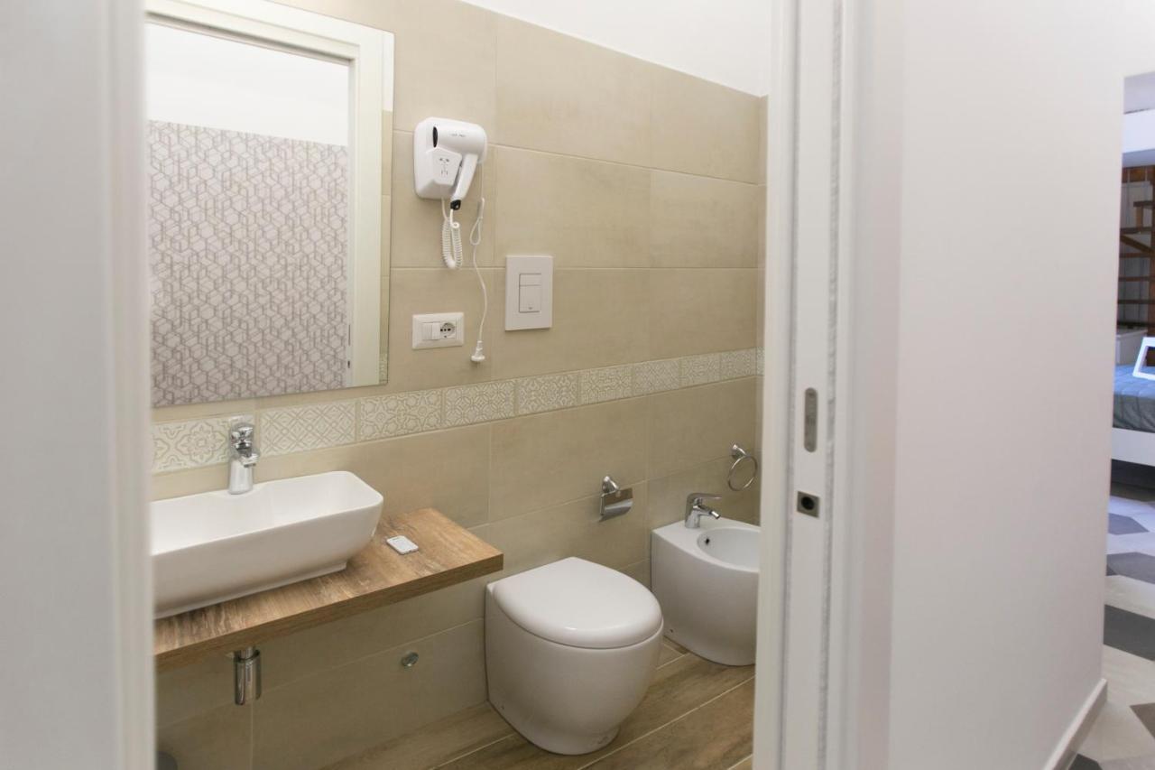 Anticaglia/24 Bed & Breakfast Napoli Eksteriør bilde