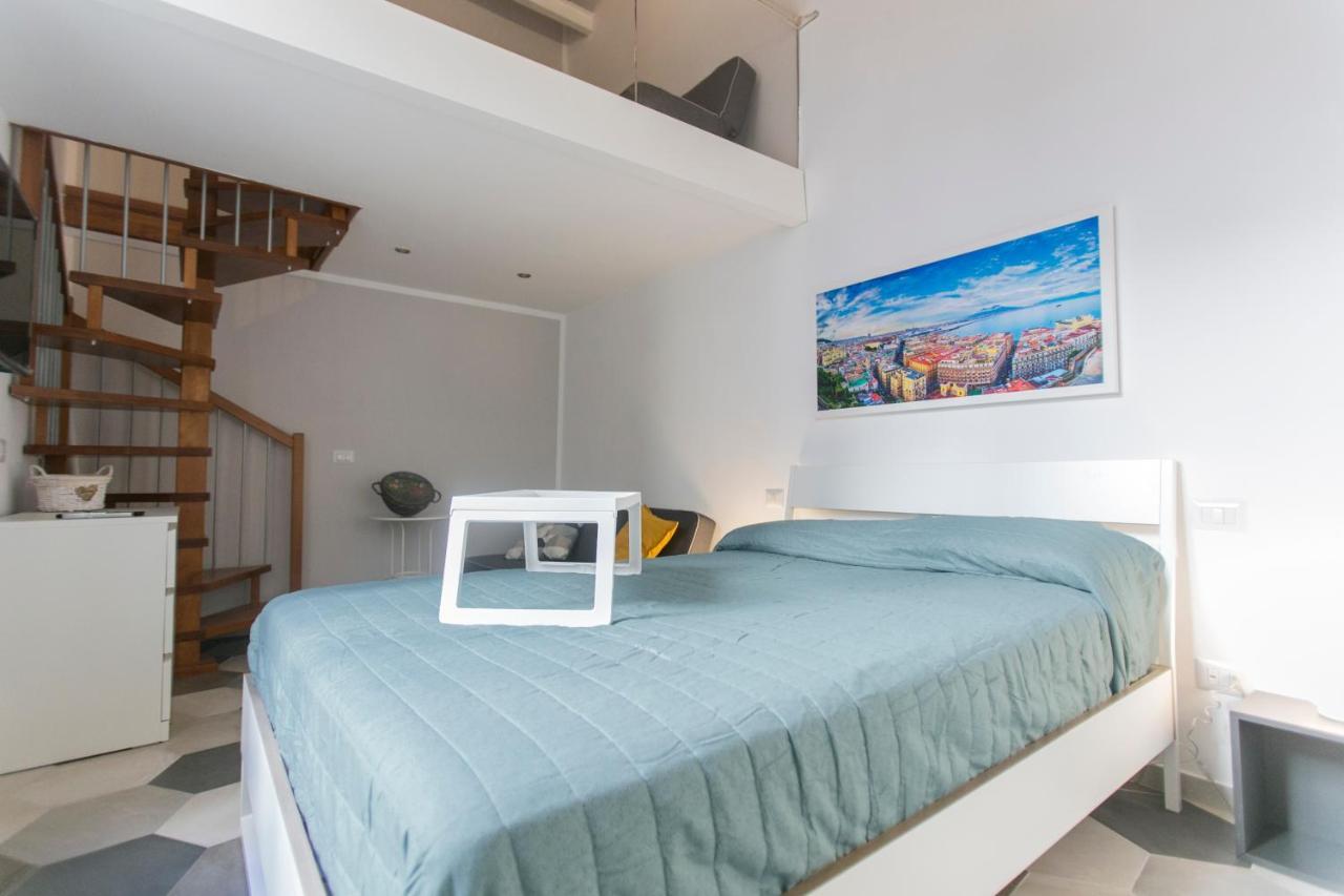 Anticaglia/24 Bed & Breakfast Napoli Eksteriør bilde
