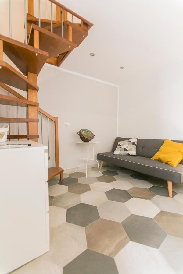 Anticaglia/24 Bed & Breakfast Napoli Eksteriør bilde