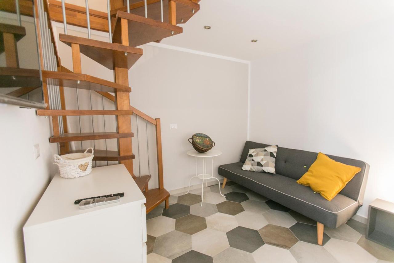 Anticaglia/24 Bed & Breakfast Napoli Eksteriør bilde